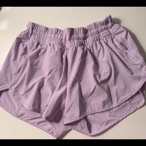 lululemon shorts!!